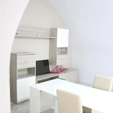 Corte Cosi&mia Centro Storico غالّيبولي